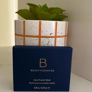 Powder blush melon color